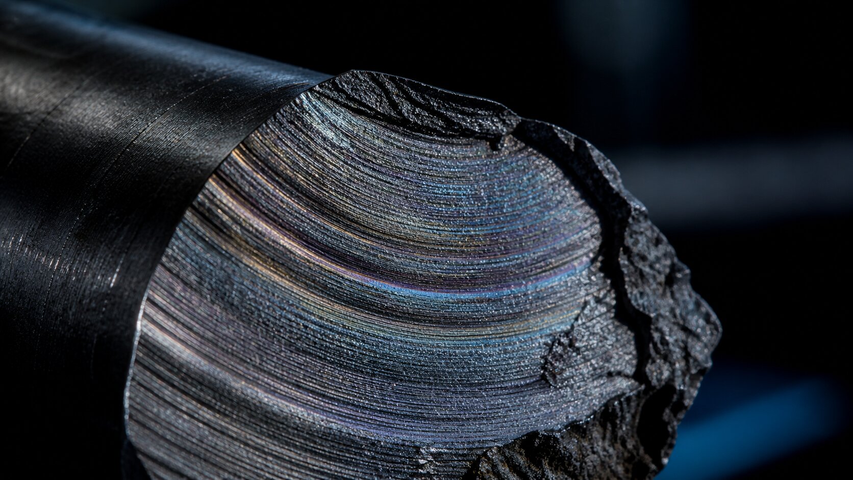 Fatigue crack propagation surface